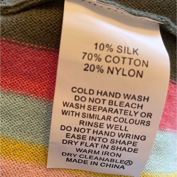 Like new petal pink Zaket & Plover Side Stripe crewneck sweater size medium - Picture 7 of 9